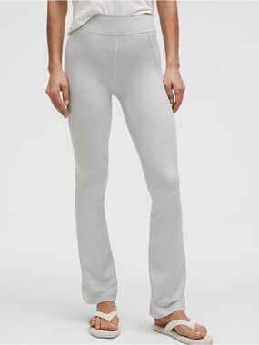 Lululemon Suedey Split Hem High Rise Mini Flare Pant Regular size 4&8 NWT White